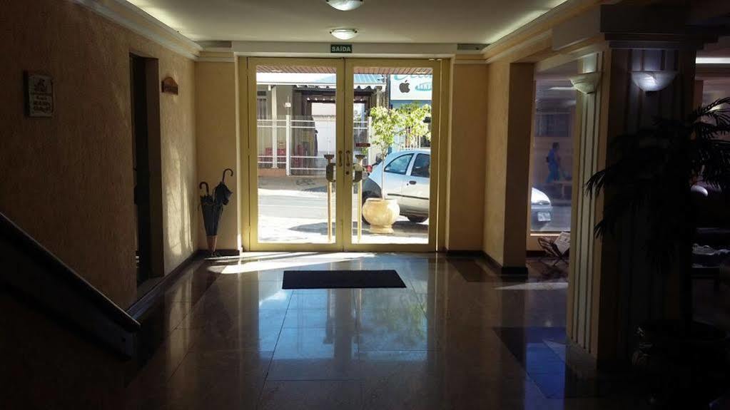 Sakr Hotel Penápolis Esterno foto